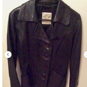 100% Leather AVANTI Double Breasted Jacket!  Satin lining… size M